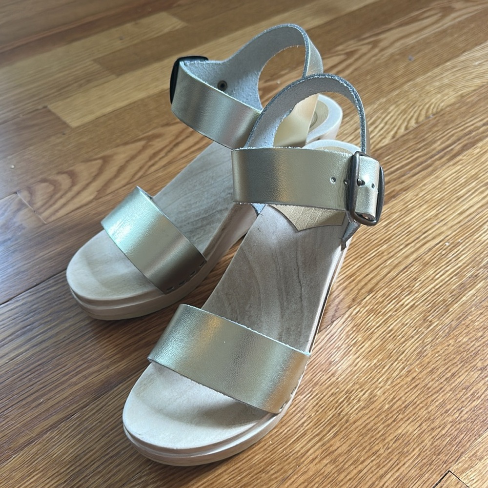 No.6 Women’s Champagne-Gold Leather Wedge Sandal Clogs Size 37